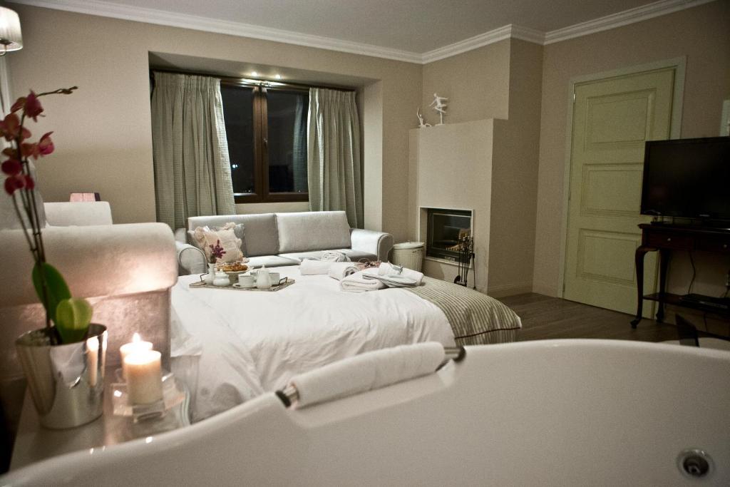 Melies Boutique Hotel Káto Loutrákion Zimmer foto