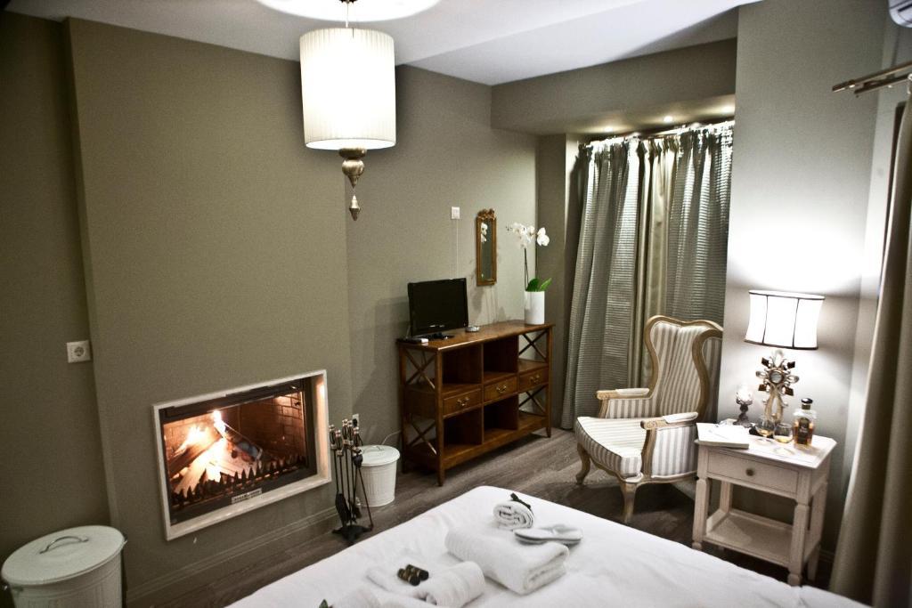 Melies Boutique Hotel Káto Loutrákion Zimmer foto